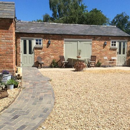 The Rear Of The Plough,Everdon. Дейвънтри Екстериор снимка